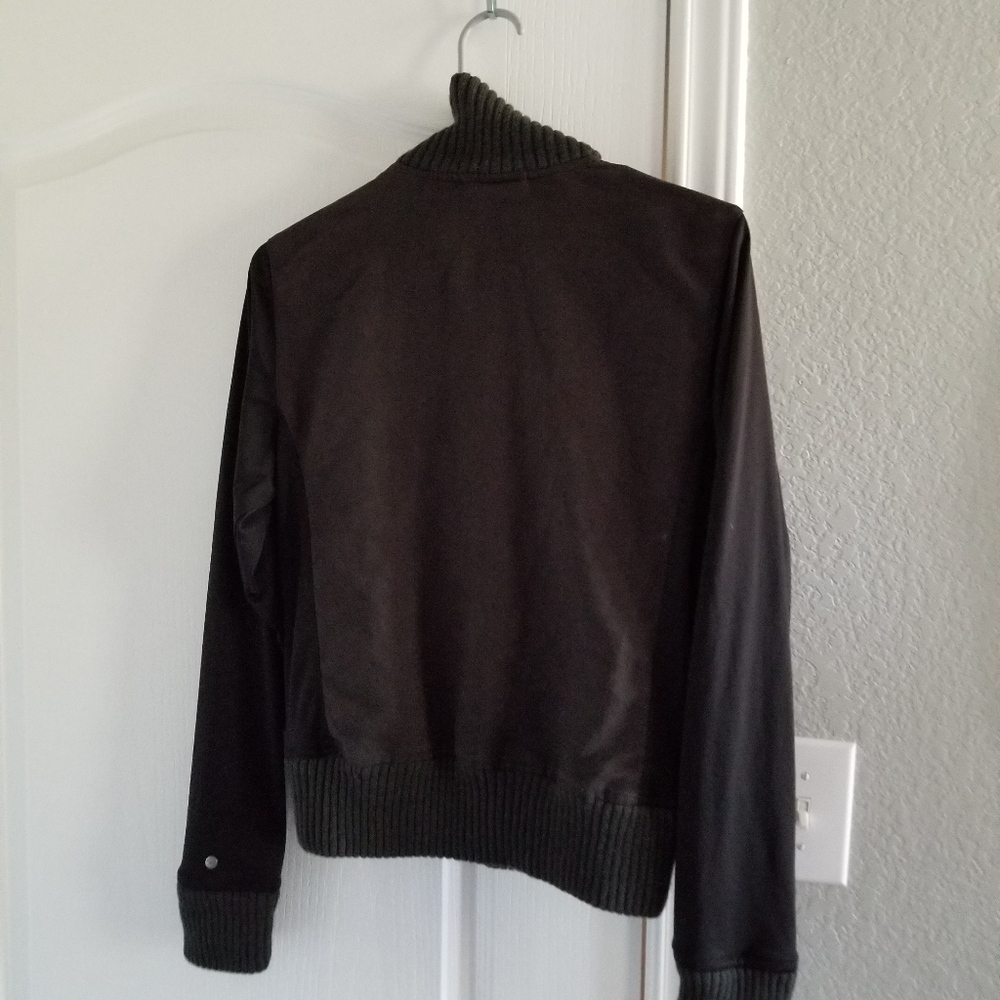 Puma track jacket - Picture 3 of 4
